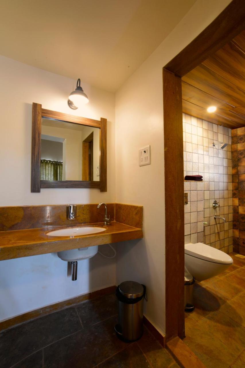 Dāpoli Feet Up Amaranth Resort المظهر الخارجي الصورة